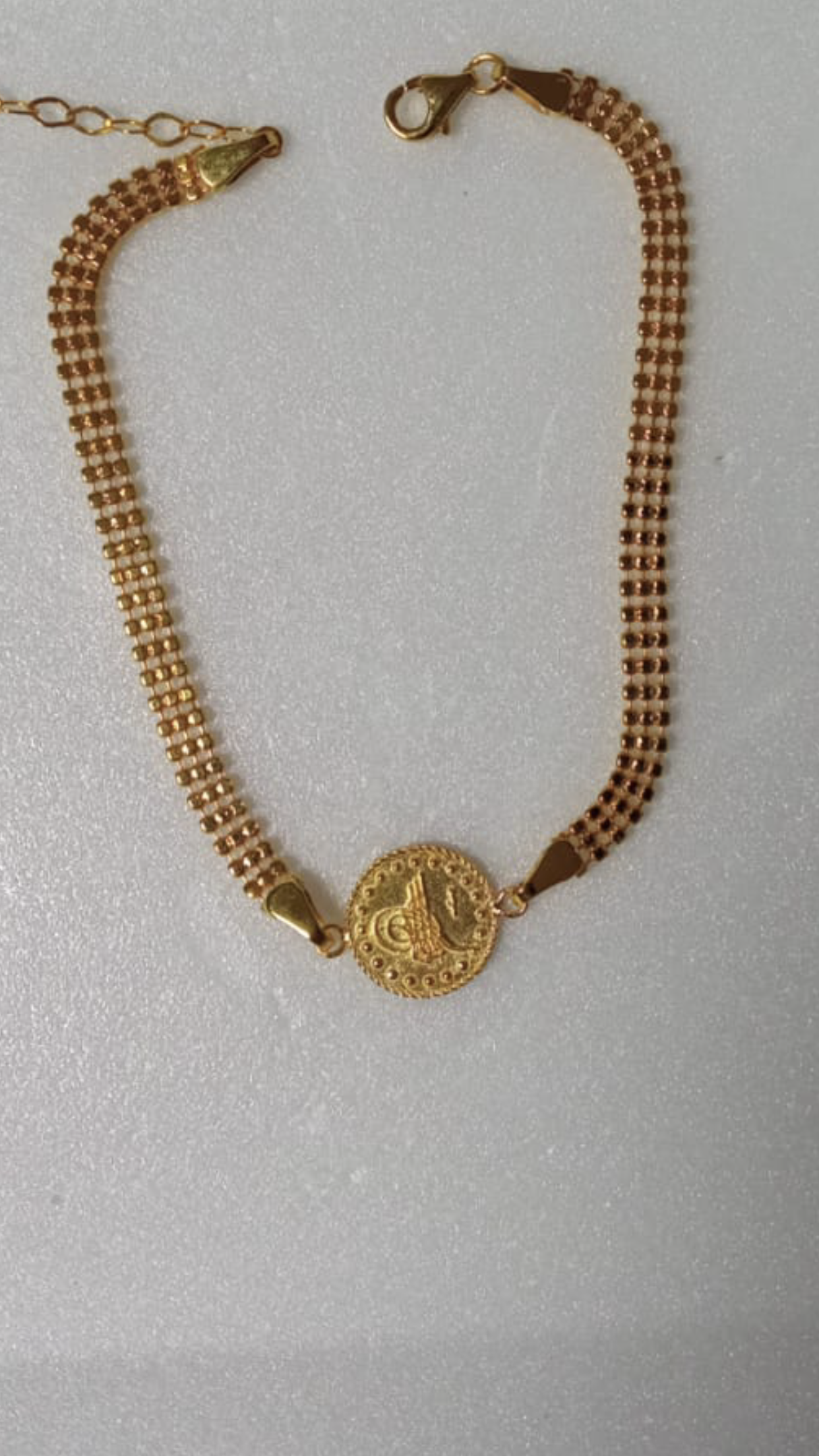 ORTA BOY TUGRA TOP ZİNCİRLİ BİLEKLİK