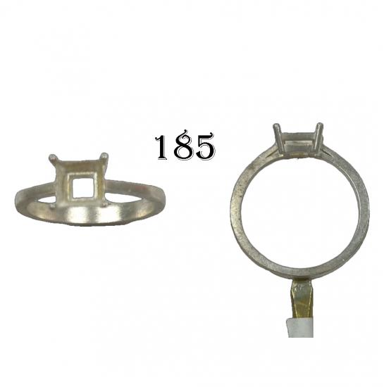 KARE TAŞLI TEKTAŞ YÜZÜK