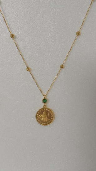 YEŞİL TAŞLI DORİKA ATLAMALI TUGRA KOLYE