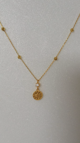 BEYAZ TAŞLI ATLAMALI DORİKALI TUGRA KOLYE